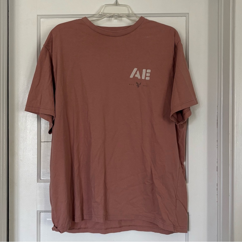 2/$20 American Eagle Outfitters Men's Short Sleeve T‑Shirt in Dusty Rose